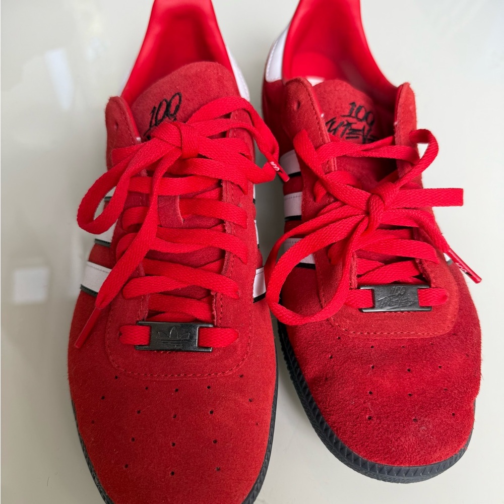 adidas Men's Red and White Sneakers